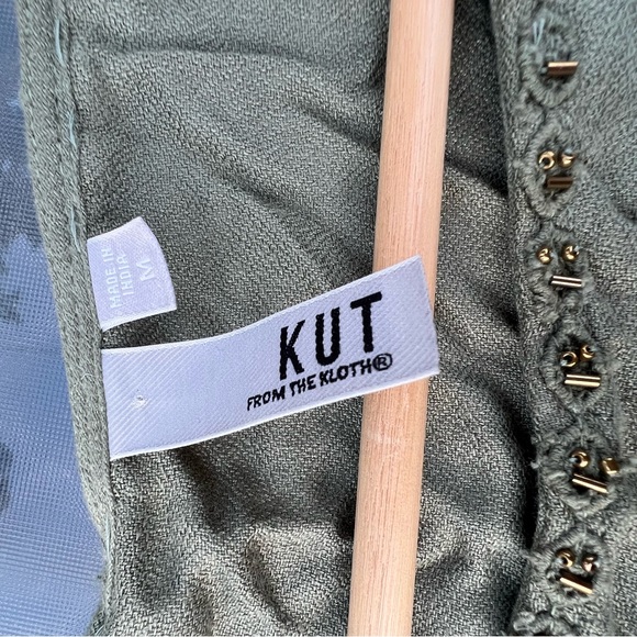 KUT From The Kloth Womens Cap Sleeve Blouse Embellished Gold Beaded Medium - Picture 8 of 8